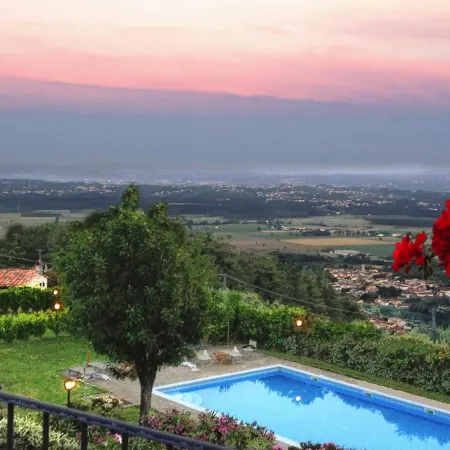 Estate in Monte Serra With Pool & Olive Views