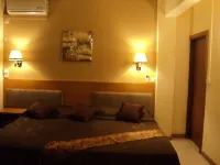 Monalysa St Honore Apartment & Studios Grand Bay