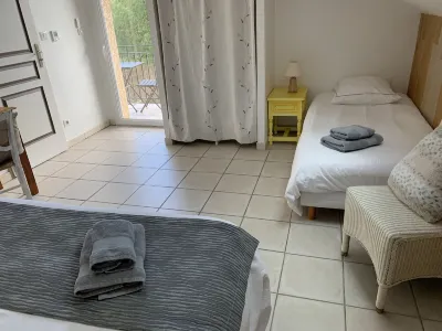 Puravida Appart's Hôtels à proximité de la Gare de Ambérieu-en-Bugey