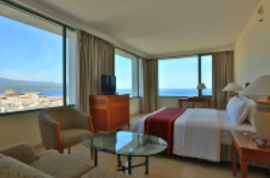 อารยาดูตา มานาโด โรงแรมในมานาโด