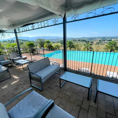 Spoleto Poolside - Sleeps 24