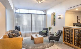 Hotel Virginia Santa Barbara, Tapestry Collection by Hilton