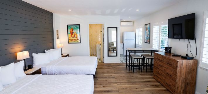Devon Shores Hotels in Clearwater