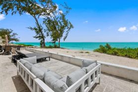 Beachfront White Palm Villa - Tar Bay