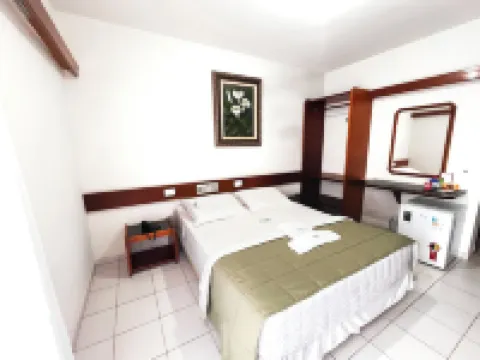 Hotel Damen - ที่มีที่จอดรถ