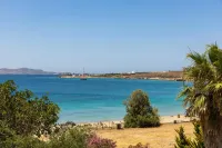 Omilos Beachfront House - Beach resorts