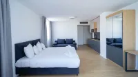 Milo Aparthotel فنادق في Domaslaw