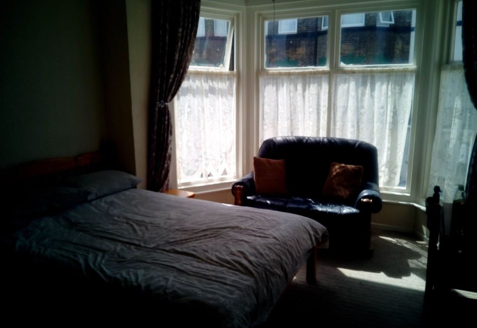2 Berth First Floor Flat Apsley 4 - Housity
