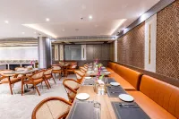 โรงแรม Regenta Inn Gurugram