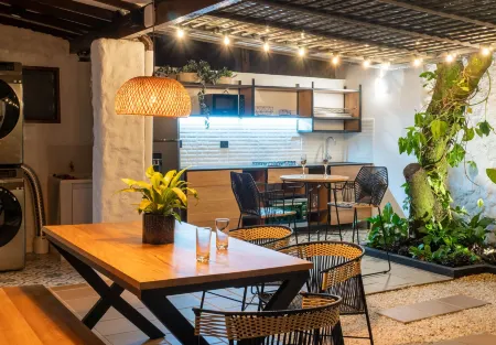 Casa Medallo Отели рядом с достопримечательностью «Plaza de Toros La Macarena»