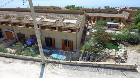 Studio 200 Meters from the Sea, Wifi, Self Catering