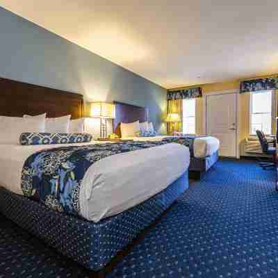 Bar Harbor Manor Rooms