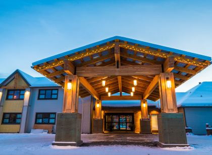 Prestige Hudson Bay Lodge, Premier Collection