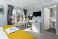 The Dog & Bear Hotel Hotels in Charing