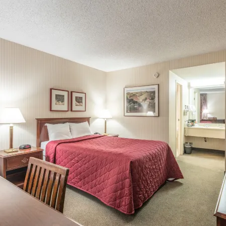 University Place Hotel and Conference Center