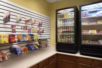 Super 8 by Wyndham Marion Hotels in Marion