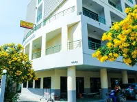 Central Place Hotel Hotels near Tesco Lotus Rayong