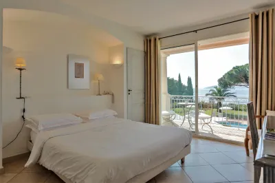 Hôtel Villa les Rosiers Các khách sạn gần Beauvallon Golf Club