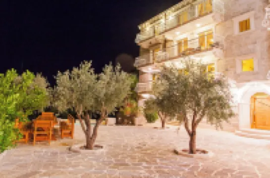 Pietra Mare Apartments Hotels in 