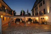 Hotel Nespolo D'Oro Hotel a Cori