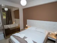 Lagaria Apartments Hotels in Afytos