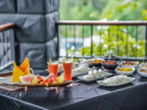 Sigiriya Kingdom Resort Hotels in Dambulla
