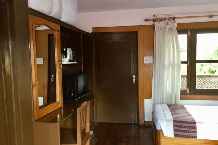 Hidden World Resort and Spa