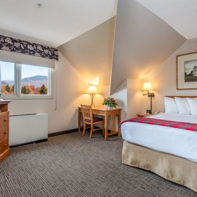 Queen Suite with Sofa Bed Jordan Hotel Promo Code