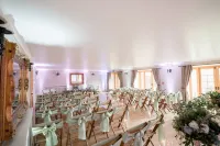 Tottington Manor Hotel Hotels in Hurstpierpoint