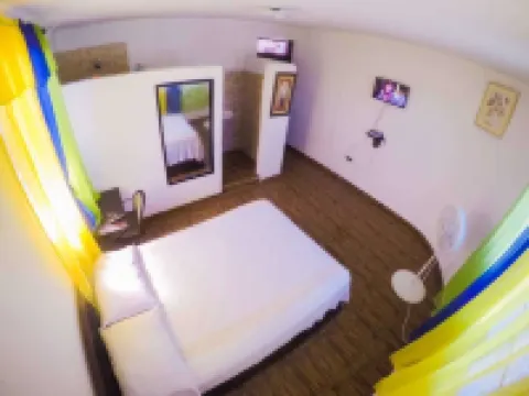 Regi Hotel & Bar Hotels in 