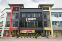 1 Hotel Signature