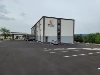 Comfort Inn & Suites Wyomissing-Reading - parking