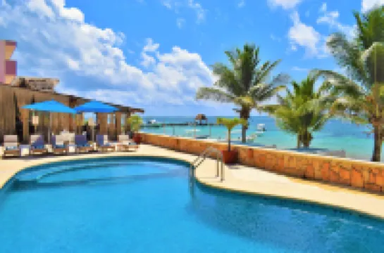 アシエンダ モレロス ビーチ フロント ホテル