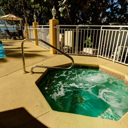 Comfort Suites Clearwater - Dunedin