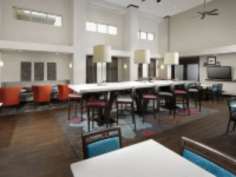 Hampton Inn & Suites Athens/I-65 (Huntsville Area) Hotels in Athens