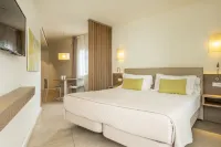 Inturotel Esmeralda Park Hotels near The Quarterdeck