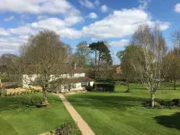 Burton Lodge Guest House & Spa - Homestays