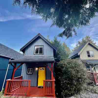 Waterfront Timber Frame Cottage! Hotel Exterior