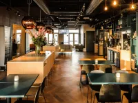 โรงแรมอามาดิ พาโนรามา โรงแรมในอัมสเตอร์ดัม