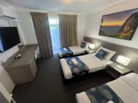 Adelong Motel Hotels in Narrabri