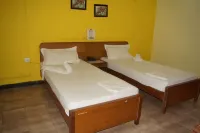 Mapusa Residency Hotels in Bastora