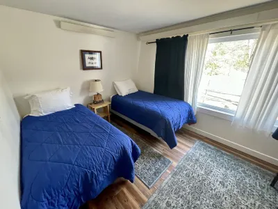 Waterfront Cottage Moosehead Lake 비버 코브 호텔