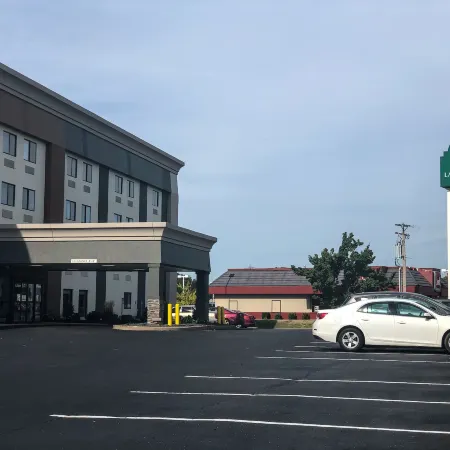 La Quinta Inn by Wyndham St. Louis Hazelwood - Airport North