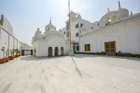 FabHotel Jaswinder Bhawan