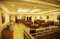 The Munnar Queen - Breakfast