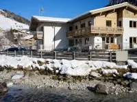 Appartments Gerlos am Bach - Riverside Hotels in Gerlos