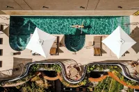 Heiss Hotel by Jalo - piscina