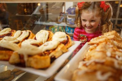 Café Dollywood's DreamMore Resort Photo