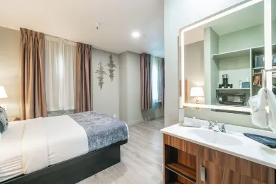Urban Boutique Hotel Hotels near Botanical Building
