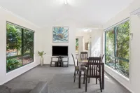 Landsborough Holiday Park